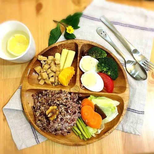 連續吃 1 個月垃圾食品后會怎樣