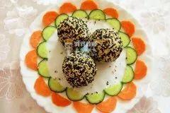 營(yíng)養(yǎng)主食 蝦仁芝麻飯團(tuán)